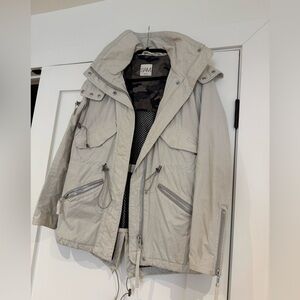 SAM. Coat Size Small Beige